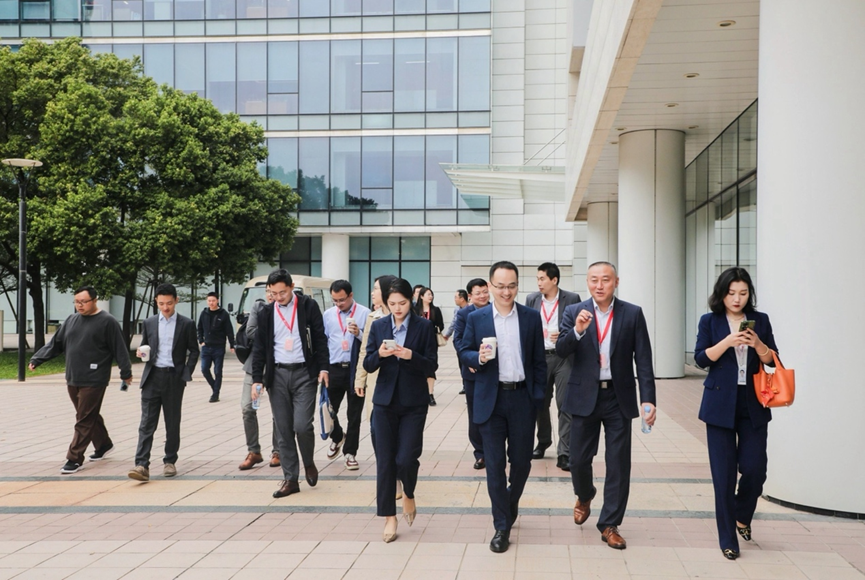 888���ŵ�����Ϸ(�й���)���޹�˾����