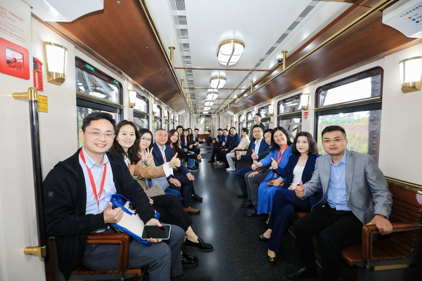 888���ŵ�����Ϸ(�й���)���޹�˾����